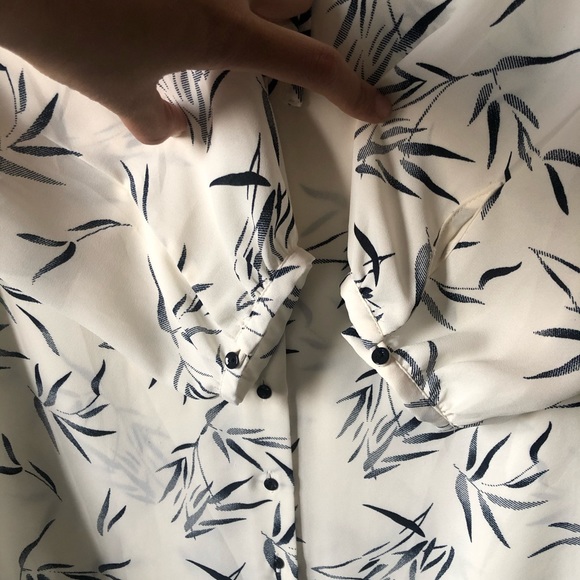 RW&CO women’s 3/4 sleeve top - Picture 3 of 6